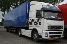 Truck Photo Volvo FH 12 Box Trailer White Combitrans Tesco #b3wy