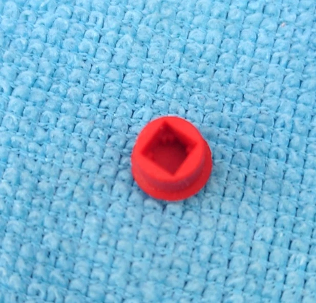 IBM Lenovo Thinkpad Tracking Point Stick Red Dot 4 x 4 mm Mount, Fast shipping - Image 2 of 3