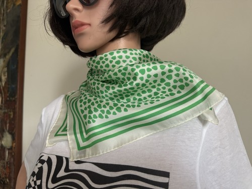 ECHO Bandana Scarf Green Heart Print Chinon Silk Satin Square 23 X 23" New - Picture 4 of 11