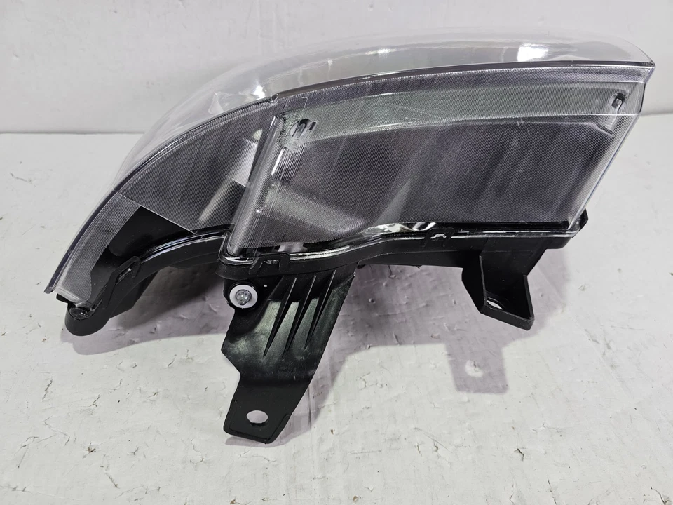 Faro halógeno del lado del conductor para Chevy Avalanche/Suburban 2500 2007-2013 | CAPA Foto 4 de 4