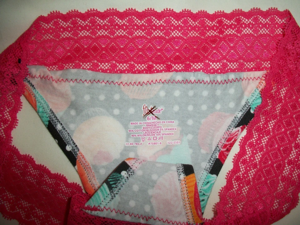 TANGA BRAGUITA SEÑORA TALLA 6/MEDIANA POR FLIRTITUDE DISEÑO CUPCAKE NUEVO SIN ETIQUETAS Foto 3 de 3