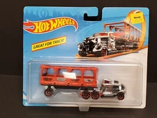 NEW! Hot Wheels Track Stars - BONE BLAZERS - 2018 - Semi-Truck & Trailer 