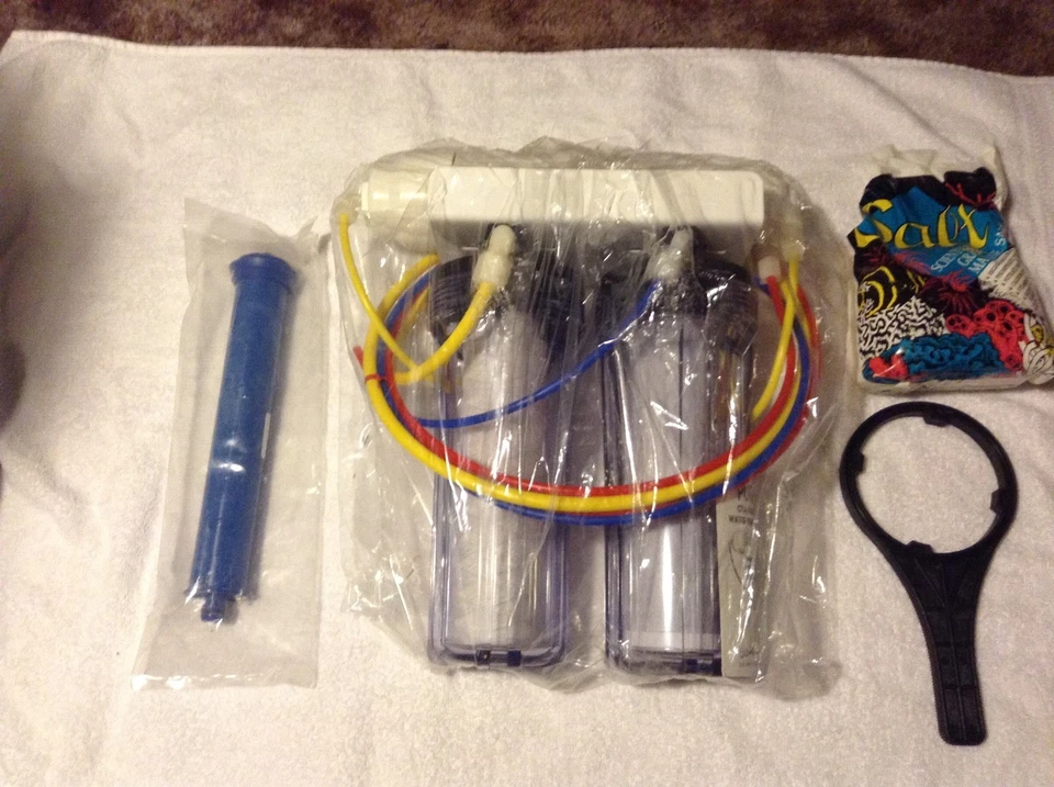 Sistema de purificación de agua de ósmosis inversa Coralife Pure-Flo Foto 3 de 3