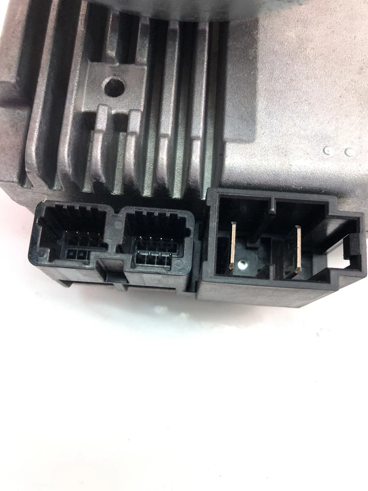 Centralina Reggiseno Renault Clio IV 488105110R 2013 23064933 - Immagine 3 di 4