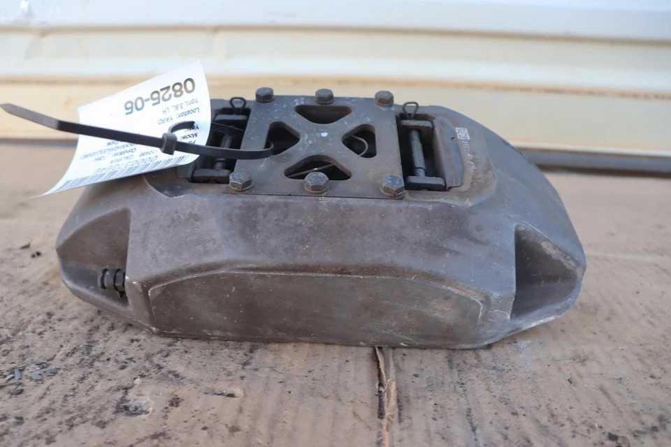 Pinza de freno delantera izquierda Genesis G80 2018-2020 3,8 L OEM Foto 2 de 4