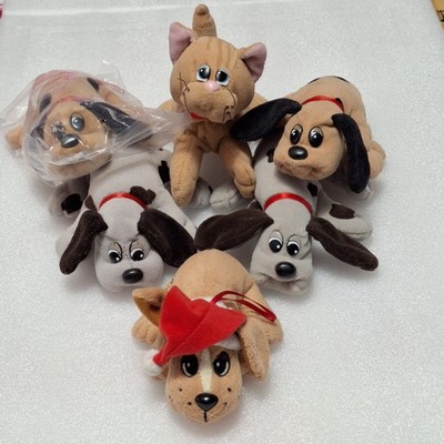 Vintagelot Of Pound Puppies Holiday Christmas Plush Toys & Ornament  Nub Tail