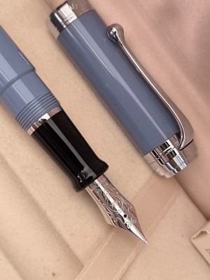 Aurora Talentum Light Blue CT Big Fountain pen