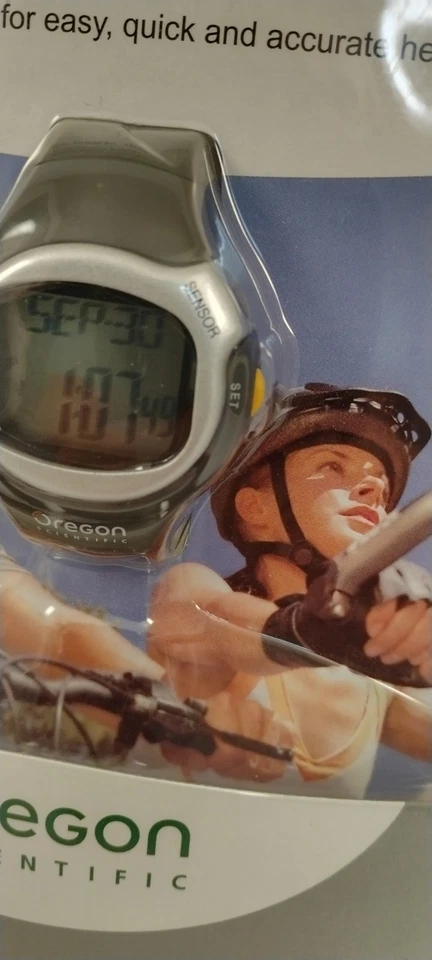 Heart Rate Monitor Watch with Calorie Counter Model IHM80004 - Image 3 of 4