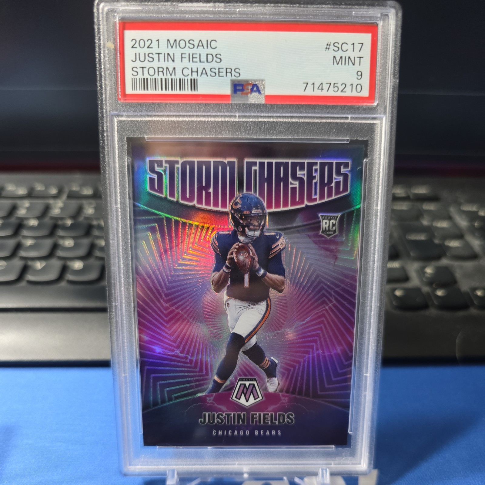 2021 Panini Mosaic - Storm Chasers Justin Fields #SC-17 (RC) PSA 9