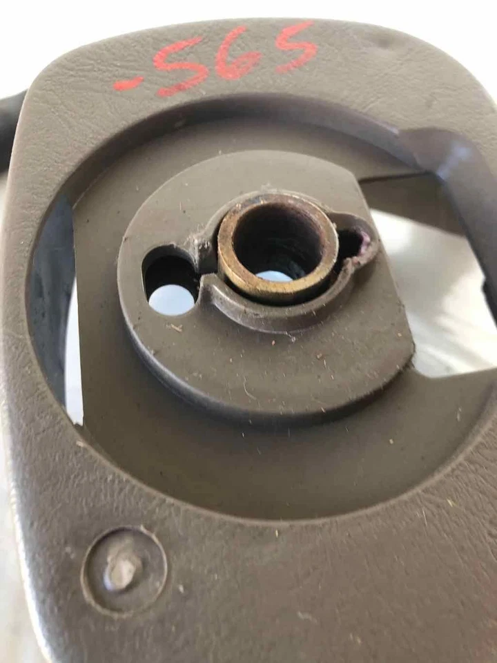 Volante de conductor Ford Escort 1998-2002 sin control de velocidad cupé 2,0 L ZX2 Foto 4 de 4