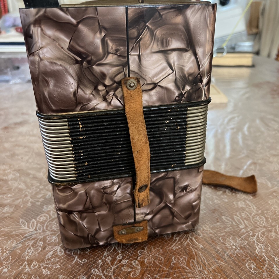 Hohner Vienna 2Row 8Bass 21Key G/C Vintage Red Diatonic Accordion eBay