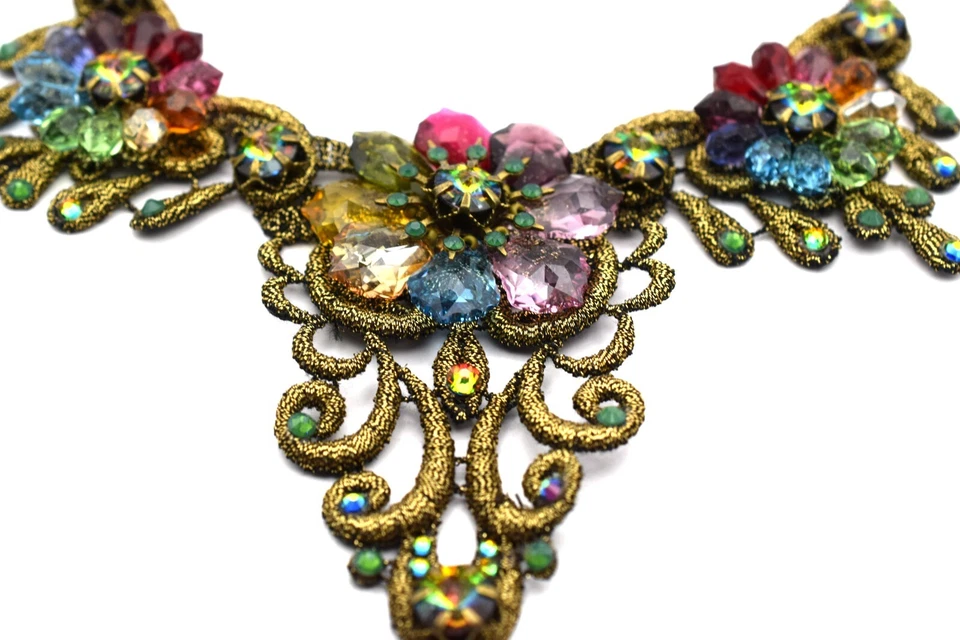 Collar de tela de encaje Michal Negrin con cristales de aurora, ¡NUEVO! Foto 3 de 4