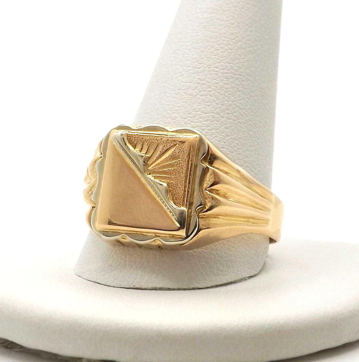 14Kカネトリング 14Kカネトリング Ring in 14kt yellow gold | KLENOTA