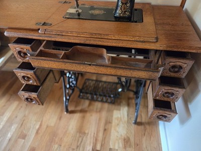1910 Singer Model 15 Treadle 7-Drawer Carved Oak Cabinet Red Eye