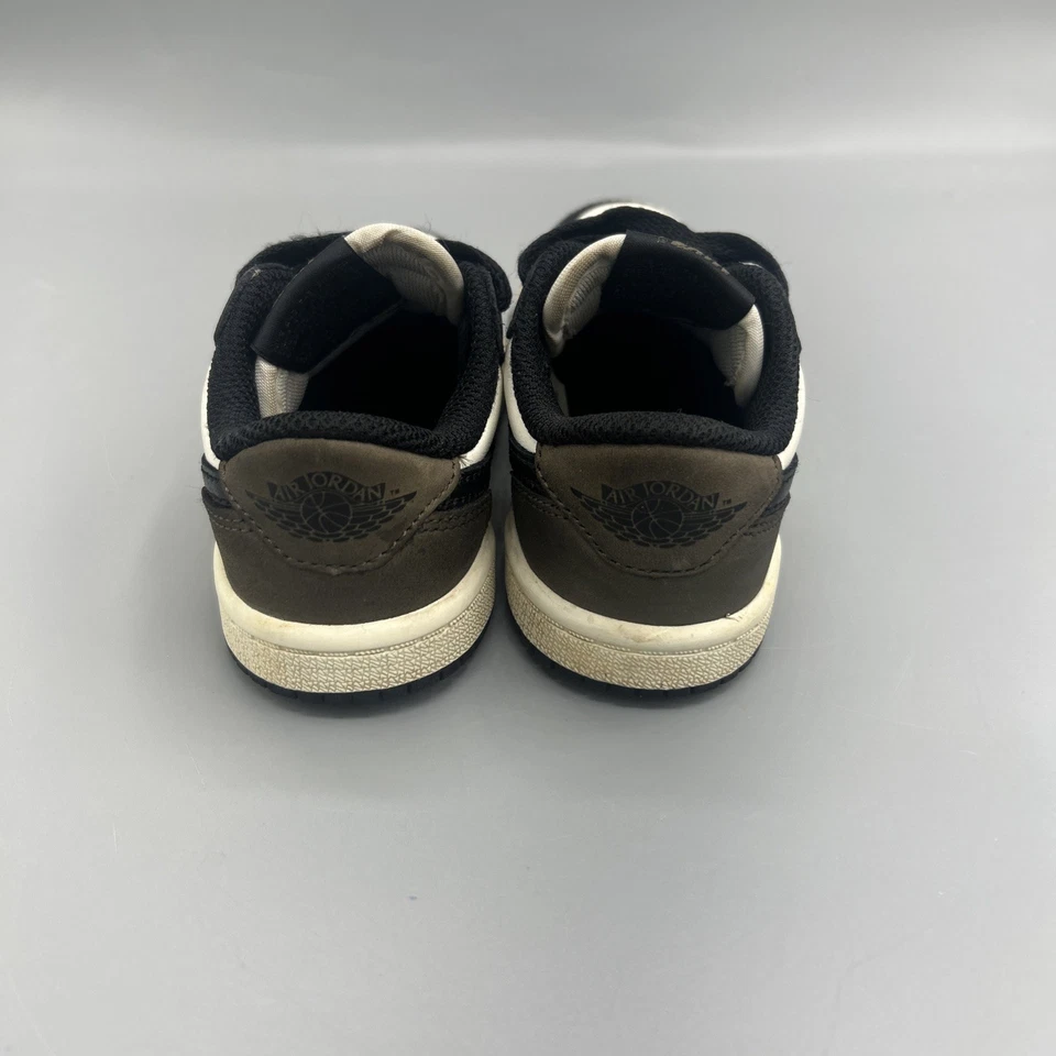 Niños pequeños Nike Air Jordan 1 Retro Bajo OG Zapatos 'Mocha' FQ5435 102 - Talla 8C Foto 4 de 4