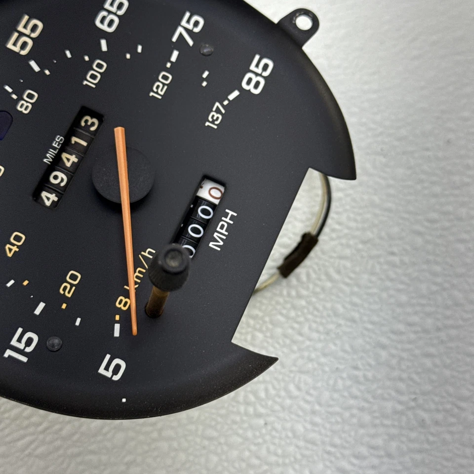 Medidor de velocímetro 81-89 Dodge Truck D150 D250 D350 W150 W250 W350 fabricante de equipamento original 4075123 - Imagem 4 de 4