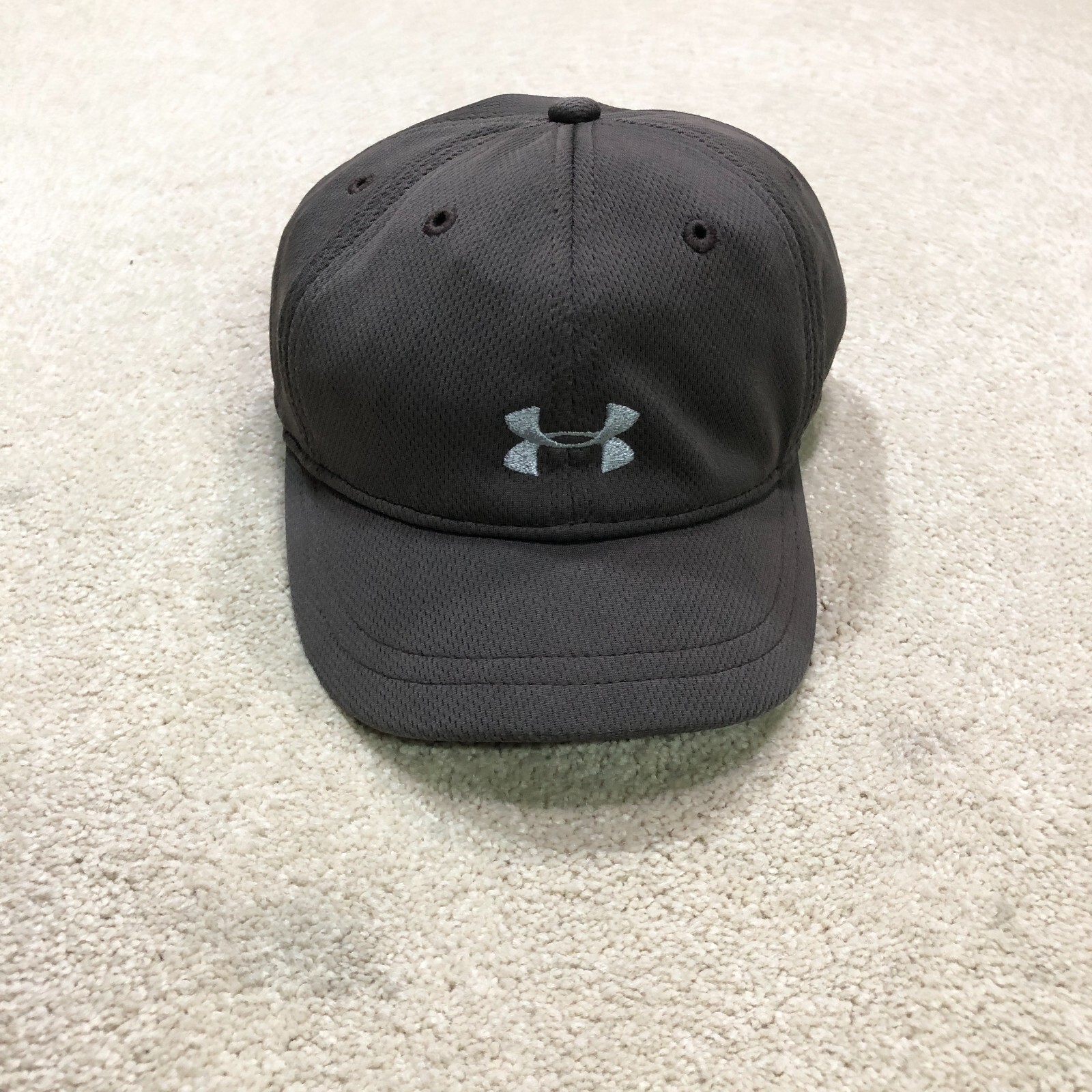 Under Armour Strapback Hat Cap Gray - image 1