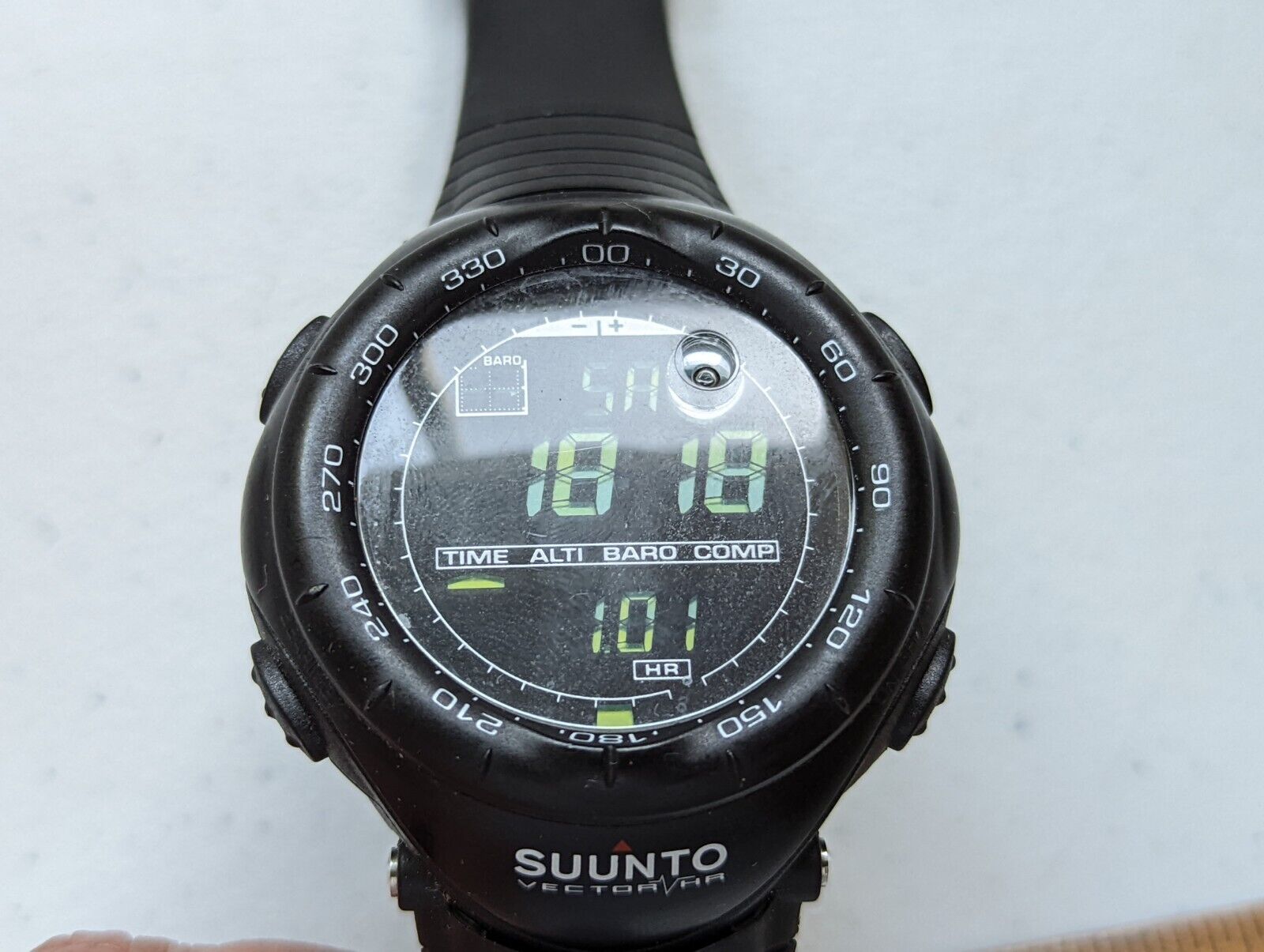 Black SUUNTO VECTOR HR Watch SS015301000 Heart Rate Monitor, Manual w  battery