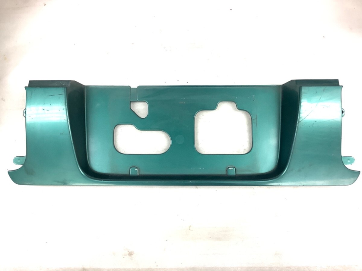 92-93 Accord 4Dr Rear Trunk Lid Garnish License Plate Frame