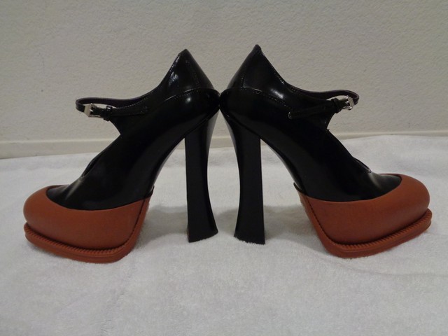 prada mary jane pumps