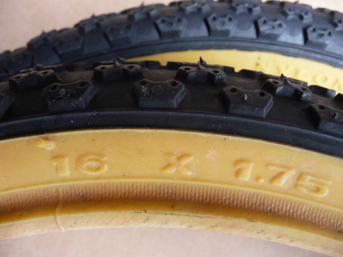 Raleigh Burner Old School BMX Tyres / Comp 3 Tread / Blue 20 X - Foto 2