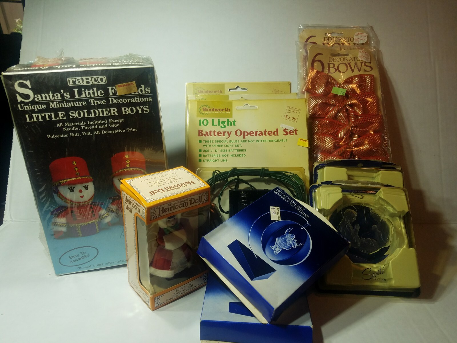 VINTAGE WOOLWORTHS CHRISTMAS LOT ORNAMENTS BOWS BATTERY LIGHTS eBay