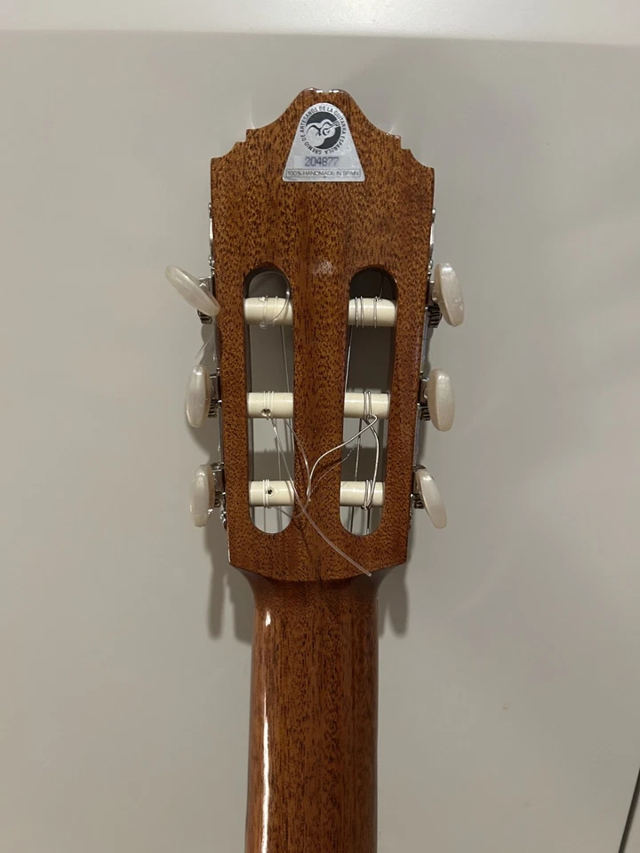 Spanish classic guitar - Juan Estruch e1000 - Luthier since 1880 Barcelona - Image 3 of 4
