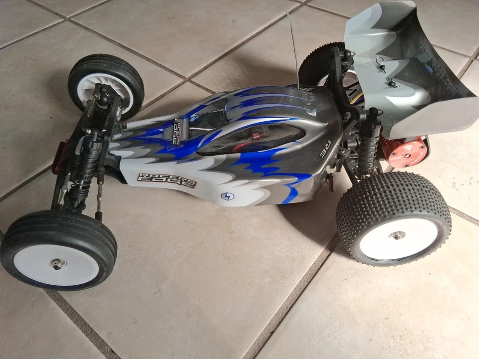 Racers Edge 1 /10 Rc Car Clean Untested L👀K! - Image 4 of 4