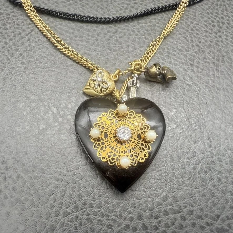 Juicy Couture Corazón Colgante Dije Collar Cadenas en Capas Corona Caballero Llave 18" Foto 4 de 4