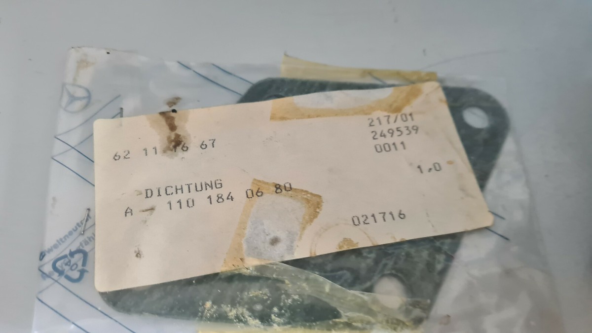NEU NOS Mercedes W107 W114 W116 M110 MANN Ölfilter Gehäuse Oil