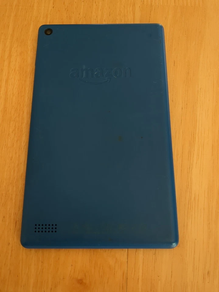Amazon Kindle Fire 7 (7th Generation) SR043KL 7" Tablet Wi-Fi 16GB Storage Blue  - Image 3 of 4