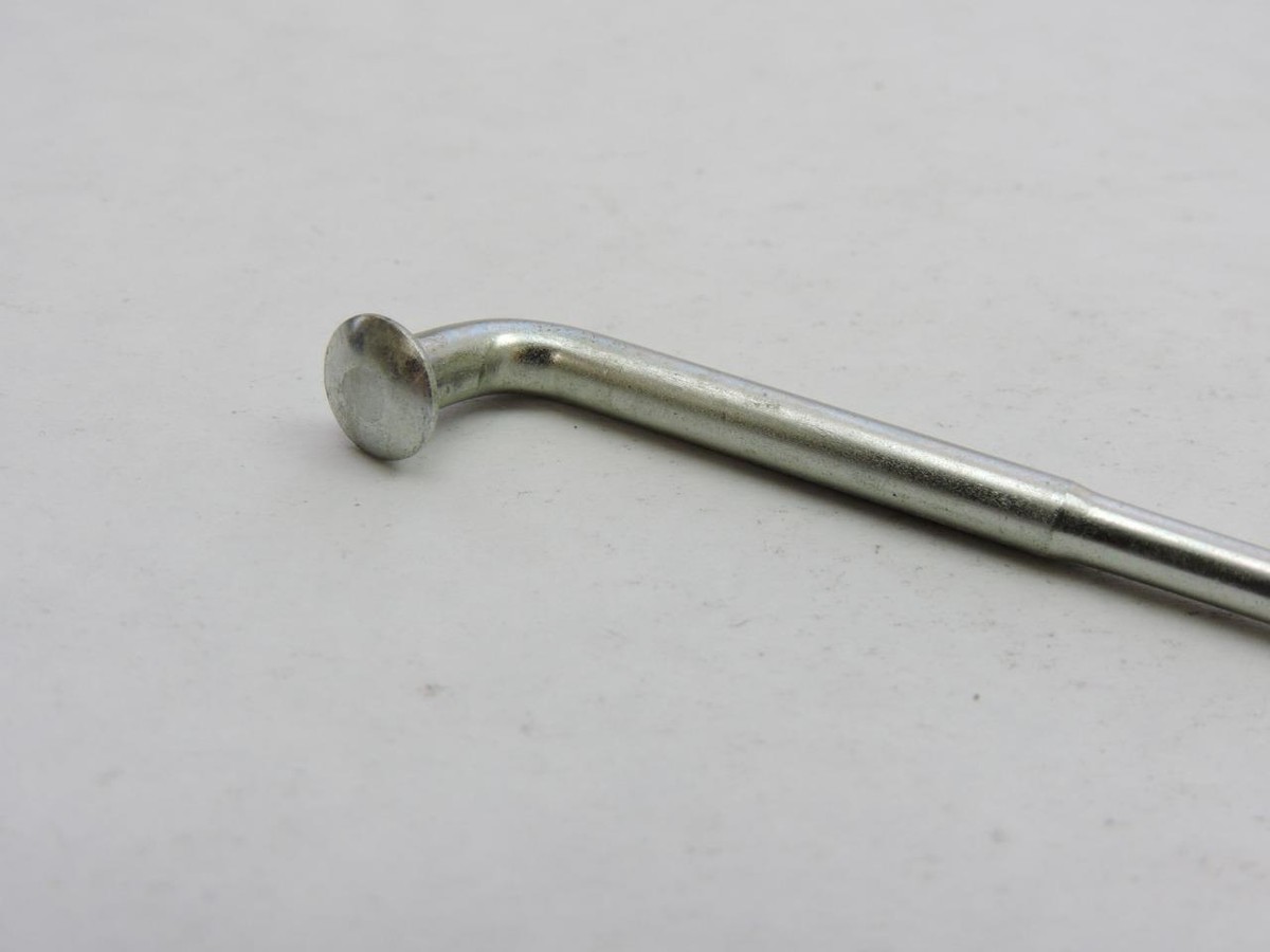 わは Kawasaki Motorcycle 1972 OEM Parts Diagram for REAR HUB/BRAKE