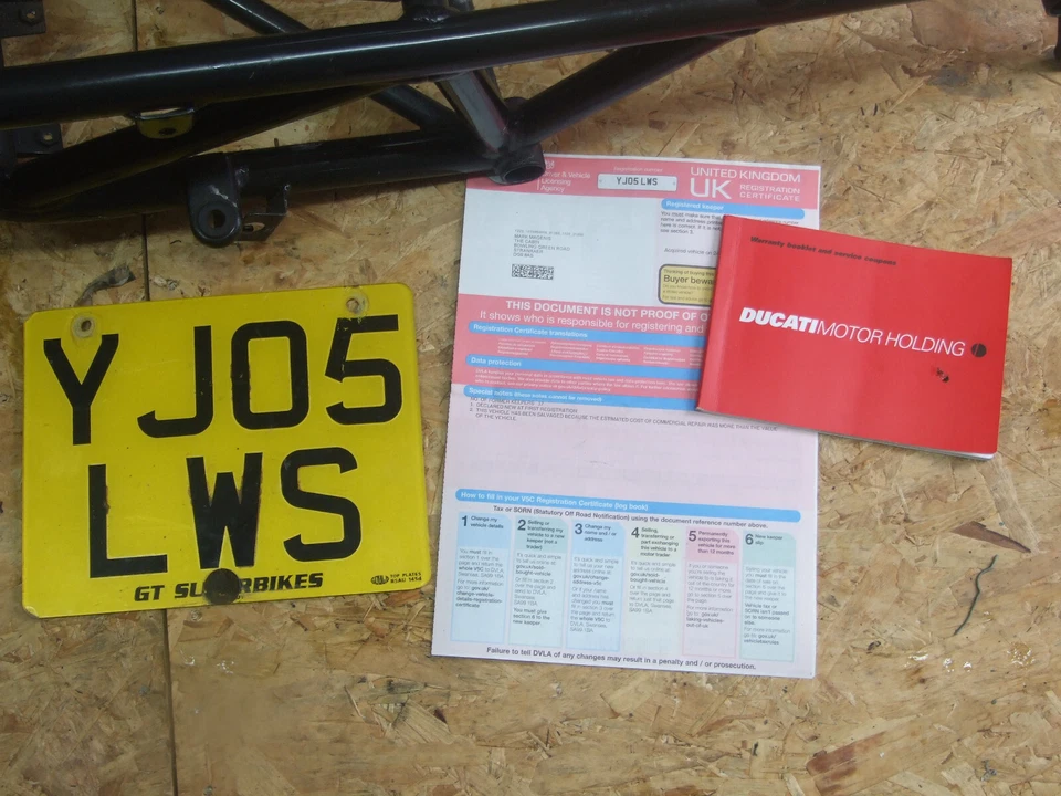 Ducati 1000DS multistrada frame with V5c logbook 19K miles YJ05LWS - Imagem 2 de 4