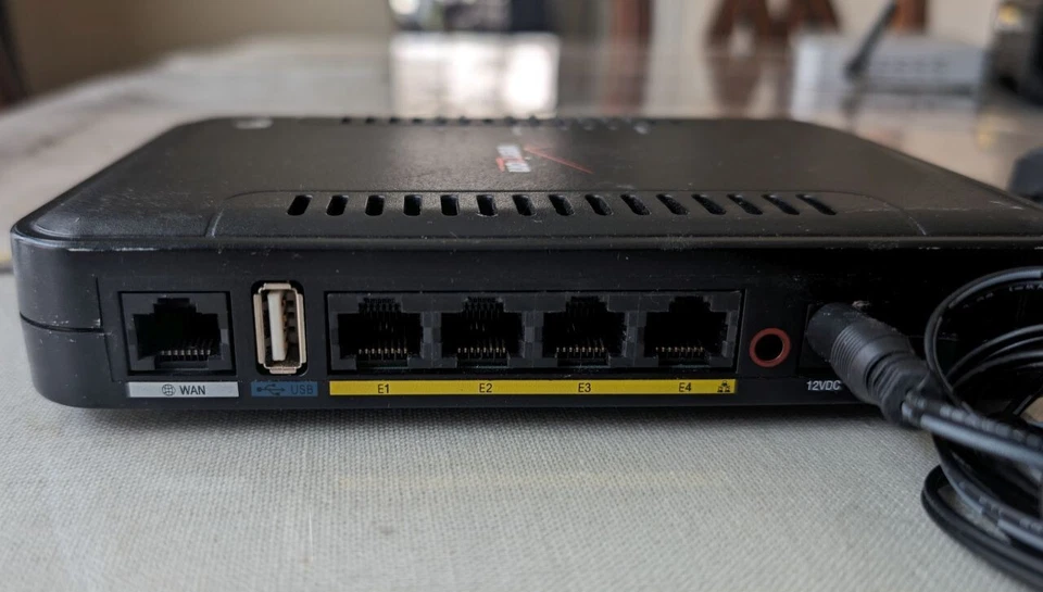 Westell 7501 Verizon Router - Image 3 of 3