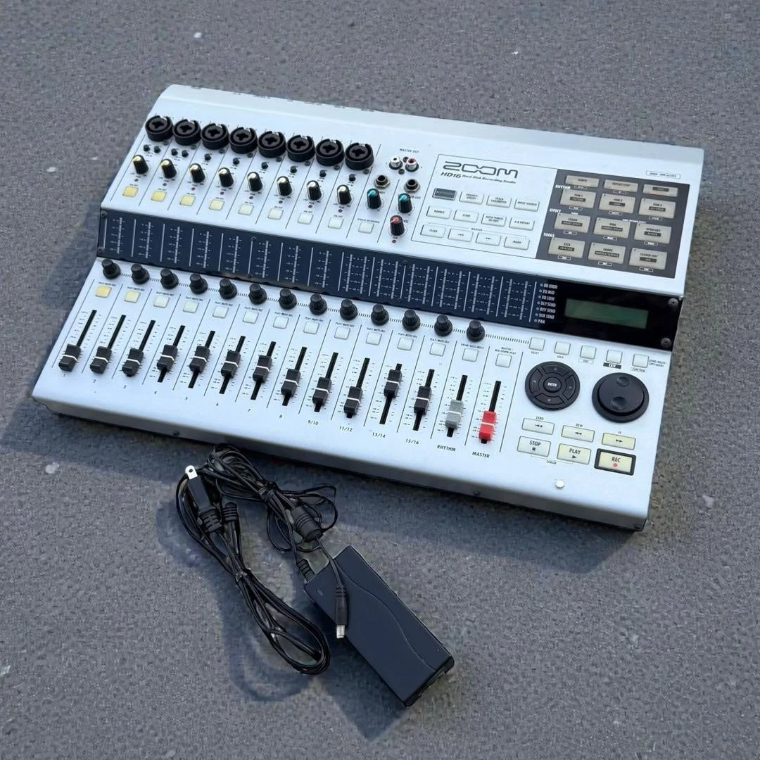 Zoom Pro Audio Recorders with 16 Tracks for sale | eBay