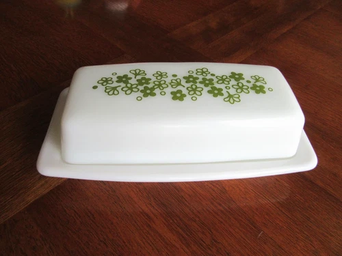 Vtg Pyrex Spring Blossom covered butter dish