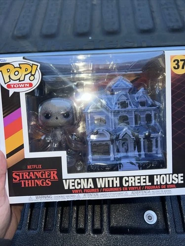 Funko Pop! Town: Stranger Things - Vecna with Creel House #37 #72133 c2023