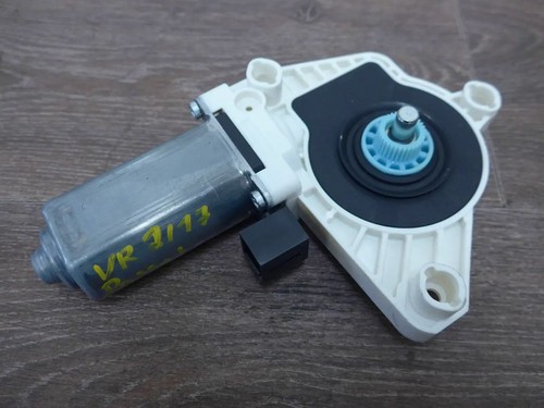 VW Passat B8 2.0TDI Fensterhebermotor Vorne Rechts Fensterheber 5Q4959802B