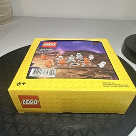 LEGO Tic Tac Toe Space 6533583 (148) 6+ Limited Edition Complete Set Box