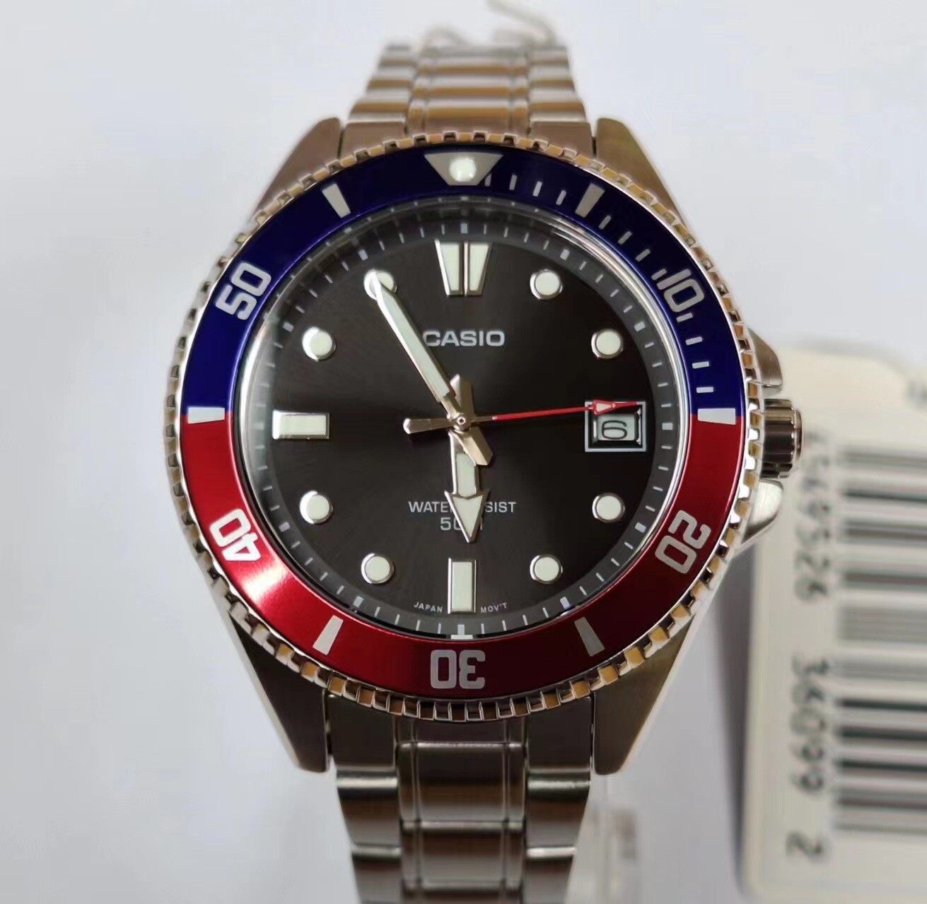 Casio MDV-10D-1A3 Analog 38.5 mm Dail Stainless Steel Blue Red 