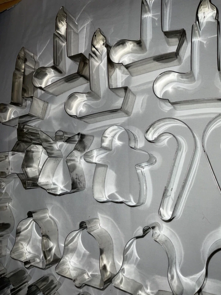 42 Cortadores de Galletas Metal Fox Run Artesanos Santa Cupido Pavo Candelabro Campana LEER L7 Foto 3 de 4