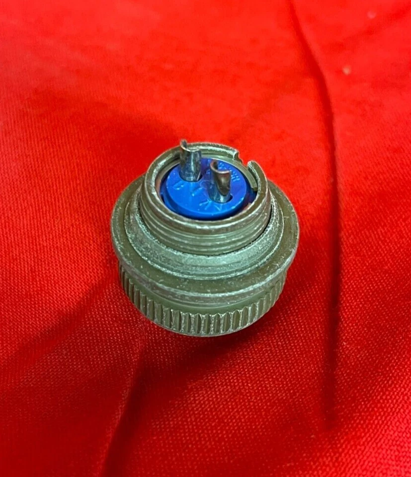 AMPHENOL CONNECTOR 97-3106-12S-3S 438  2-PIN (LOT OF 2) - Image 3 of 4