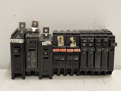 Lot Of 8 VARIETY Used Circuit Breakers GE EATON 20,30,40 & 50 