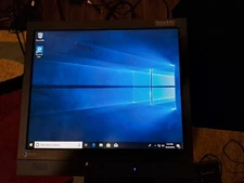 EIZO FLEXSCAN L565 17-inch Color LCD Monitor. NO STAND.  Has Scratches.  