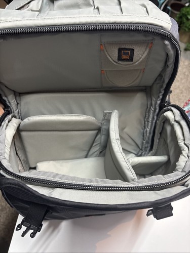 Lowepro Versapack 200 AW camera Backpack-bag Black - Picture 6 of 12