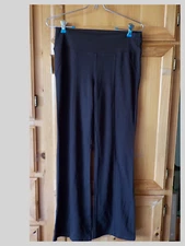 NWT Ruby Ribbon Black  Sliming Stretch Yoga Leggings with a Bit of Flair Size S