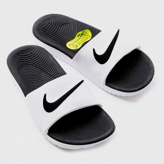 nike slippers junior