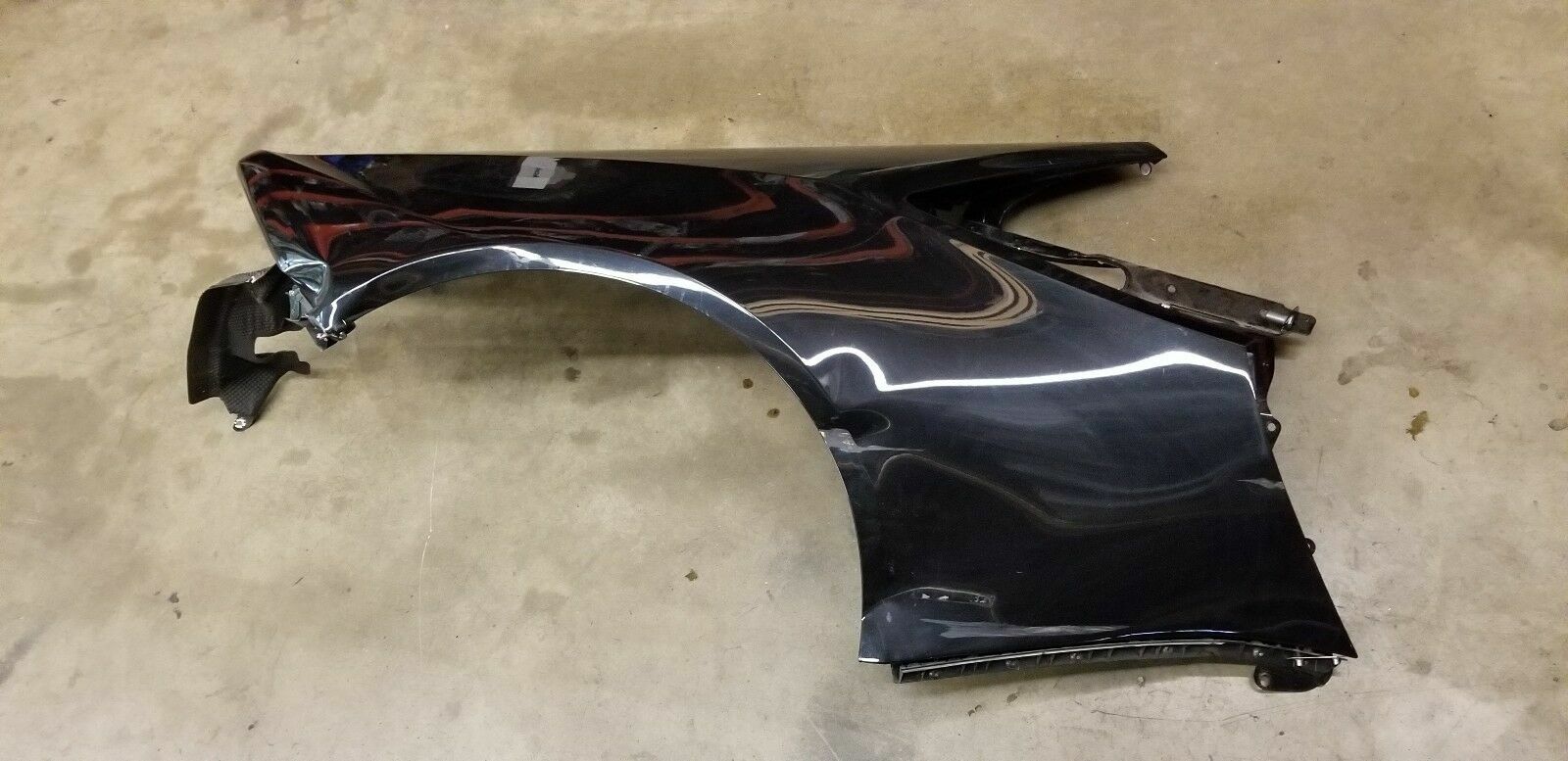 LAMBORGHINI HURACAN PASSENGER RIGHT SIDE QUARTER PANEL OEM 4T8809602E DAMAGED 