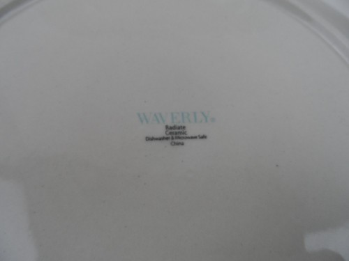 Radiate Ceramic Dinnerware by Waverly Ivory/Cream Dinner Plates 11" - Lot of 4 - Picture 6 of 6