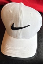 Nike Classic99 White Vented Cap Dri Fit Adjustable Strap Hook  Loop Golf Hat